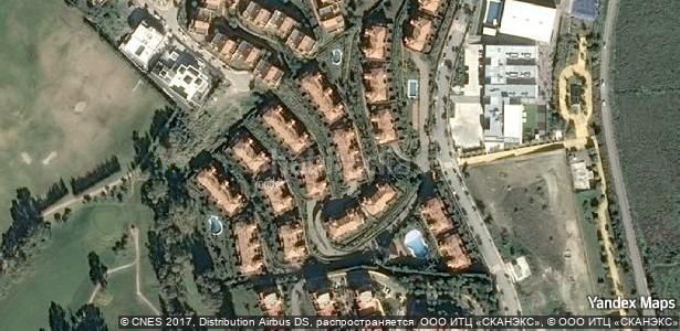 Foto ae8195e8-302b-419a-9e02-c42137e946d6. Pis a Benatalaya Estepona
