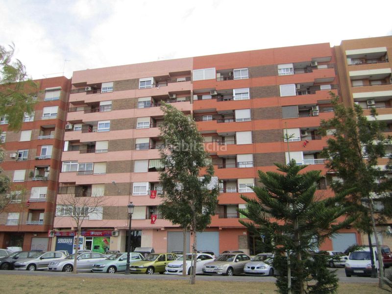 Foto de6aed15-4fff-4fc8-923d-dc22bd820e44. Pis a Nou Benicalap Valencia