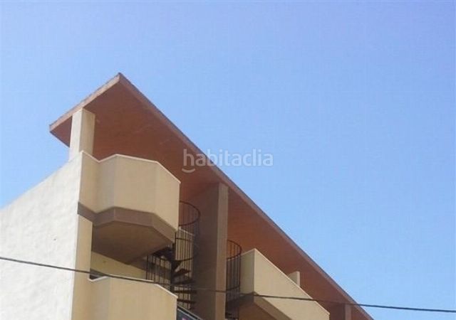 Foto 1b6f0642-ee40-439f-ac54-f576b23dd3ff. Aparcament cotxe a Cox