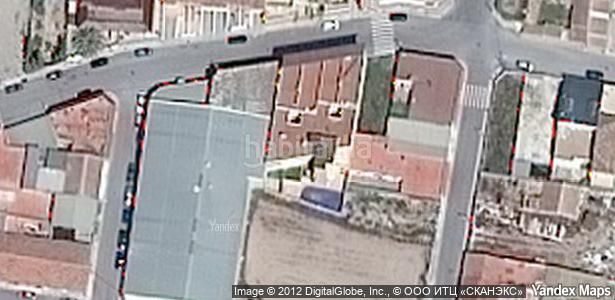 Foto b290f582-a04c-42f5-a645-05ba59f4d06c. Aparcament cotxe a Cox