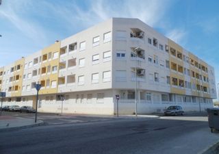 Autoparkplatz in Almoradí. Gran oportunidad de inversión en subastas de activos!garaje en v