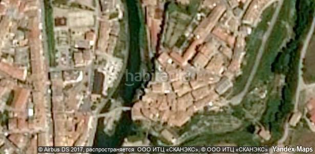 Foto 88860579-33f2-4aab-8277-08d286a82efa. Aparcament cotxe a Gironella