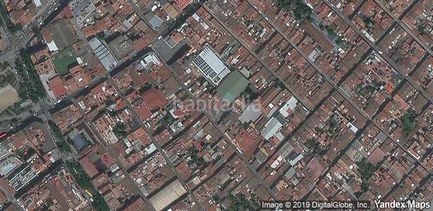 Foto bed6955e-8452-439d-bfc9-8598ab3cf4b5. Aparcament cotxe a Centre Badalona