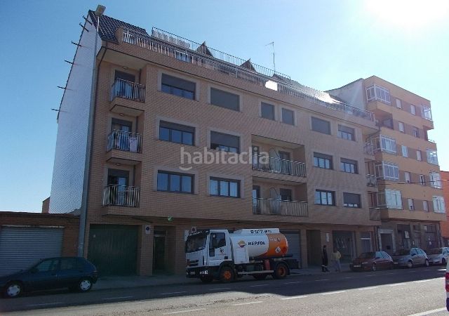 Foto 7478e50d-a165-4696-bf3b-ff265214948c. Autoparkplatz in Trobajo del Cerecedo León