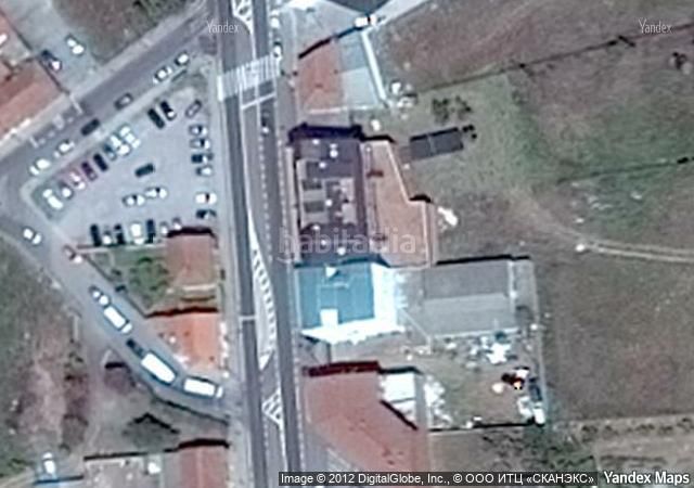 Foto b8a12f7b-f186-43e8-883f-c7580c43b198. Autoparkplatz in Trobajo del Cerecedo León