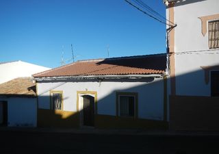 House in Castilblanco de los Arroyos. Gran oportunidad de inversión en subastas de activos!vivienda en