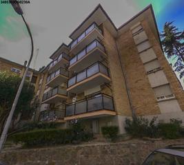 Appartement à Font dels Capellans - Sagrada Familia. Gran oportunidad de inversión en subastas de activos con cesión