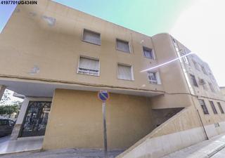 Appartamento in Puente Genil. Gran oportunidad de inversión en subastas de activos con cesión