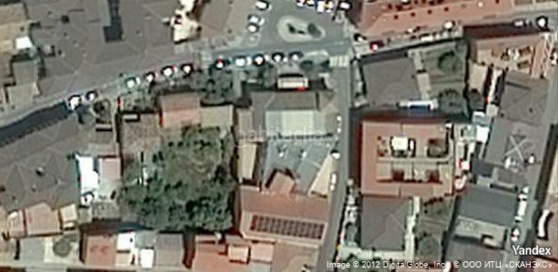 Foto 9bd91bce-adb9-441f-9aa0-f1e3a1078706. Parking voiture dans Ogíjares