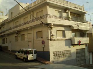 Flat in Puerto de Garrucha. Gran oportunidad de inversión en subastas de activos con cesión