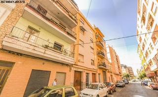 Appartement à Avenida de Abril-9 de Octubre. Gran oportunidad de inversión en subastas de activos con cesión