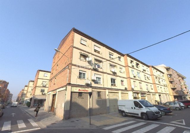 Foto e3239e03-f119-4bcd-92a7-ef16ac8e420e. Pis a La Bordeta Lleida