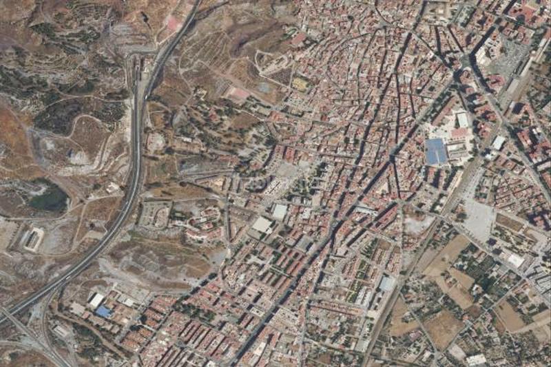 Foto 6fc031be-3fcd-41d9-ac04-b87f0ce1b376. Aparcament cotxe a San José Lorca