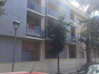 Aparcament cotxe a Montbrió del Camp. Gran oportunidad de inversión en subastas de activos!garaje en v