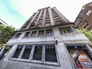 Maison à El Poble Sec - Parc de Montjuïc. Gran oportunidad de inversión en subastas de activos!vivienda en