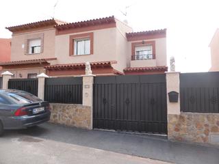 Pis a Santa Cruz del Retamar. Gran oportunidad de inversión en subastas de activos!vivienda en