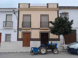 Casa a Martín de la Jara. Gran oportunidad de inversión en subastas de activos!vivienda en