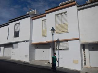 Etagenwohnung in Pilas. Gran oportunidad de inversión en subastas de activos con cesión