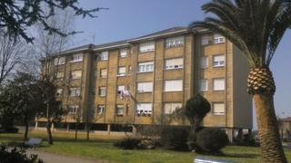 Aparcament cotxe a Alisal - San Román. Gran oportunidad de inversión en subastas de activos!garaje en v