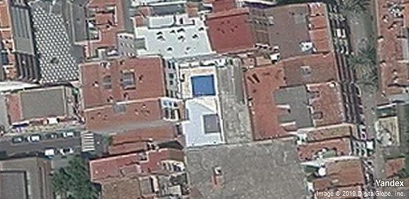 Foto fbf47837-9c1c-443f-a7a9-9b6ab95d2675. Car parking in Calafell platja Calafell