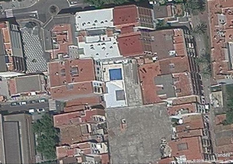 Foto fdec130b-95b7-4ba3-bafc-826717e624bd. Car parking in Calafell platja Calafell