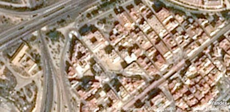 Foto 12648141-9efa-4f24-bd81-f0bc656151a2. Parking voiture dans Ampolla (L´)