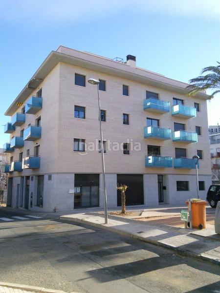 Foto b82b4440-a01f-4f16-8b7b-7c1dddfb416c. Parking voiture dans Ampolla (L´)