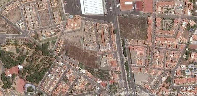 Foto f87d30b5-4791-47e4-a249-02a889c2c25a. Aparcament cotxe a Huércal de Almería