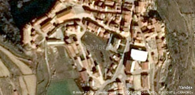 Foto 43dfe7c0-f7f8-4c6b-ba97-9518e2cc4a77. Aparcament cotxe a Cantavieja