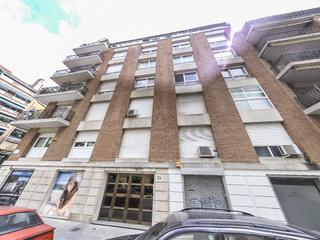 Aparcament cotxe a Sant Gervasi - Bonanova. Gran oportunidad de inversión en subastas de activos!garaje en v