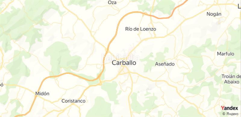 Foto e7fc354f-aa1e-4153-9ca9-c3e8592d598f. Parking voiture dans Carballo