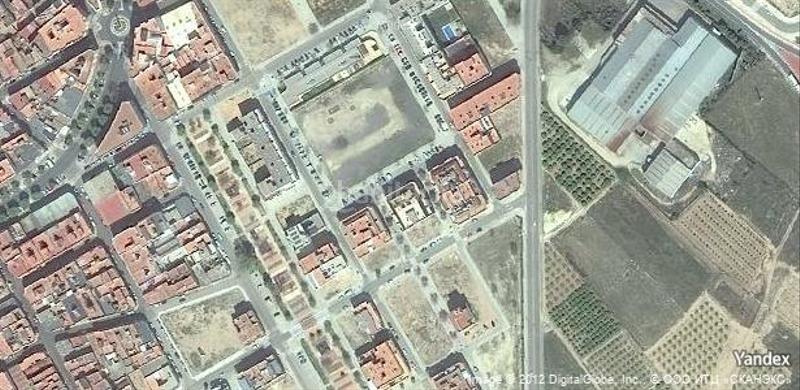 Foto 4870301a-9ffb-4743-9469-9f3c0f4a2d51. Aparcament cotxe a Alcúdia (l´)