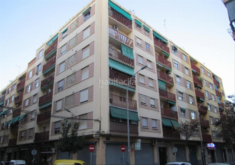 Foto 7f8fdbc4-53ed-4e90-93bd-08b2b6d6b5ec. Etagenwohnung in Torrefiel Valencia