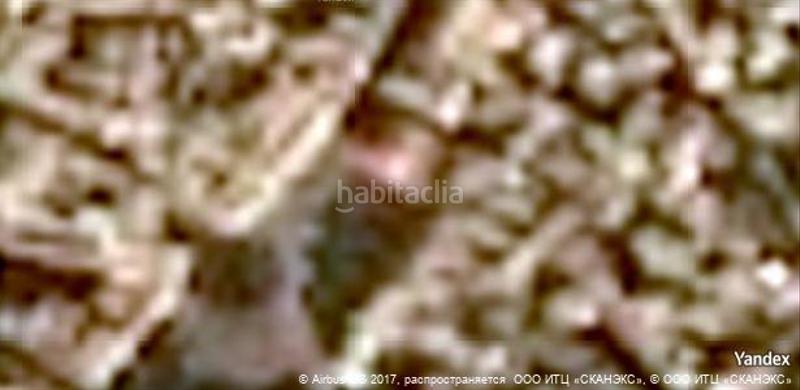 Foto bc8fbc99-cc09-4c52-a662-c0584ee77b65. Aparcament cotxe a Güéjar Sierra