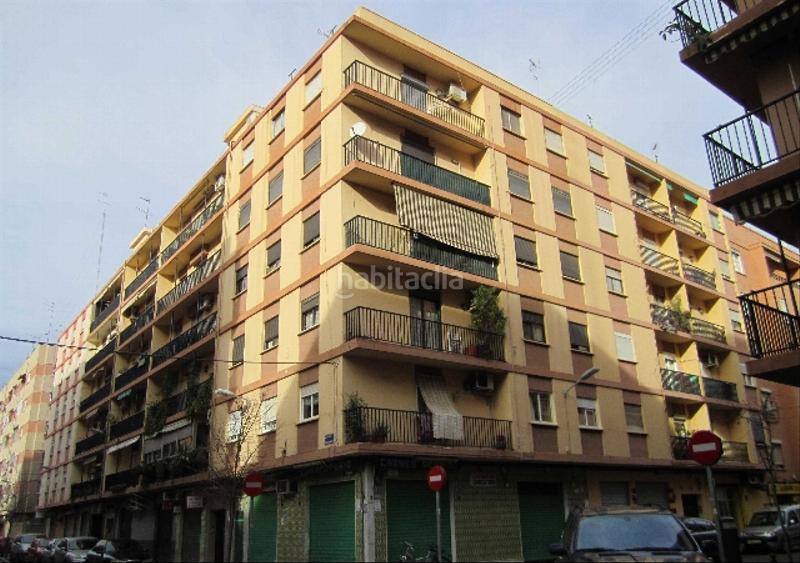 Foto 1615ef08-d7a2-4740-be93-f6aa598547e3. Flat in Torrefiel Valencia