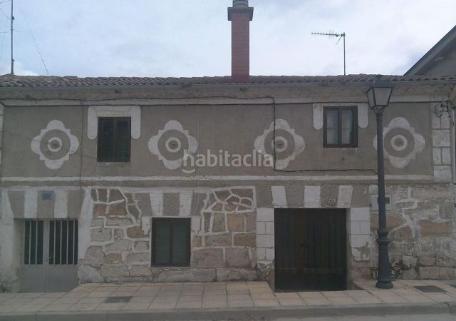 Foto 04a86880-0fd5-428c-985a-075266e6aa20. Pis a Cabia