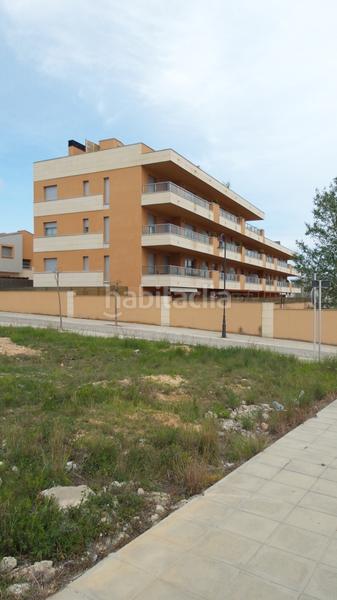 Foto 6e116eb9-932e-4cbf-a3f9-909b94674580. Aparcament cotxe a Roda de Barà