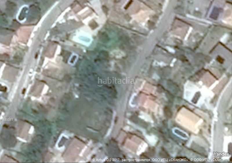 Foto e0d78bcc-e3f3-4645-b1a1-efc8ea41c197. Residential plot in Aiguaviva Parc Vidreres