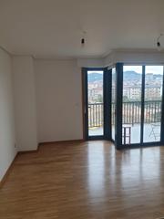 Affitto Appartamento  Rúa san rosendo. Piso alquiler estacion ave