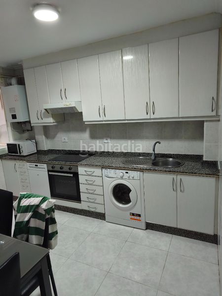 Foto b9e1433d-b9ce-4be6-a2f5-5ee9850f0ebd. Lloguer pis amb calefacció a Centro Ourense