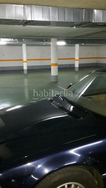 Foto 2410da8c-7bec-4926-9844-4eca18959235. Aparcament cotxe a Centro Ourense