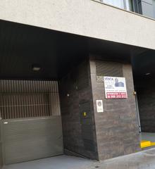 Alquiler Parking coche  Rúa avilés de taramancos. Alquiler plaza de garaje para coche grande