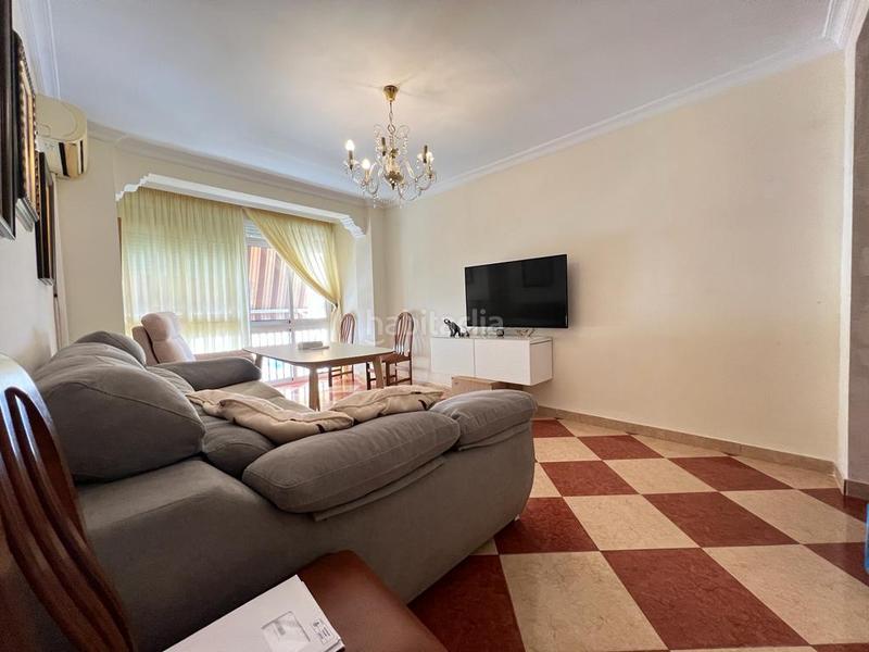 Foto d28544e0-3d1f-4e30-a90b-78aa2d5e7636. Appartamento con riscaldamento in Paseo Marítimo de Levante Torre del Mar