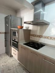 Etagenwohnung in Poniente-Faro