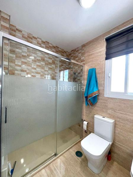 Foto b458fa3c-f93a-4445-a53e-d6c07f4c8890. Flat with parking in Paseo Marítimo de Levante Torre del Mar