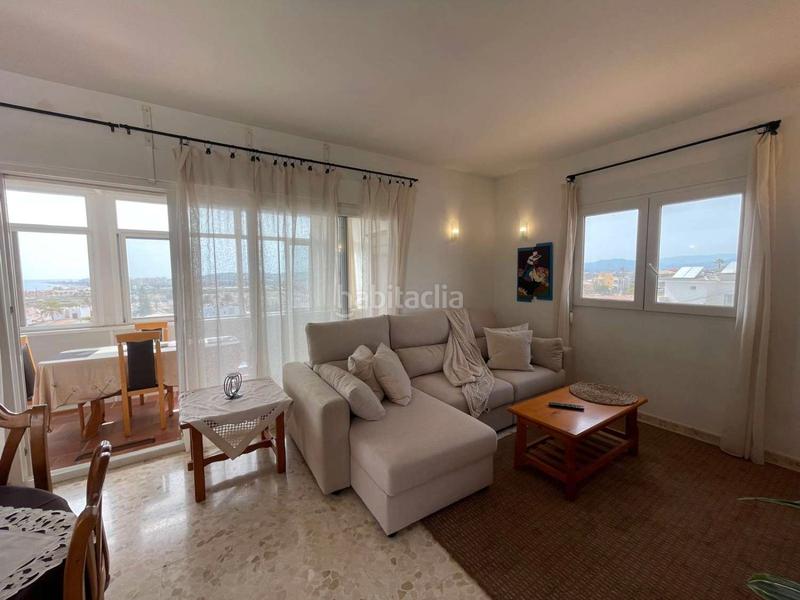 Foto 584d15f2-04b2-49c4-bee1-89bde2b13a14. Casa con piscina in Caleta de Velez