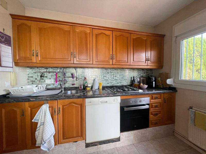 Foto 63d178e0-b1fd-4771-a4fe-31b9df6b3a3f. Casa con piscina in Caleta de Velez