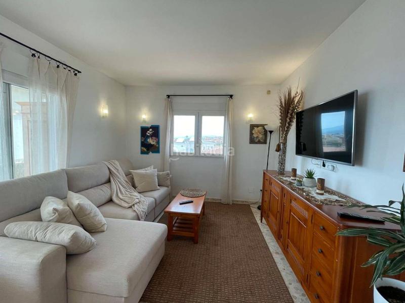 Foto 7f501d54-670c-42fb-8a53-35a9060b1cff. Casa con piscina in Caleta de Velez