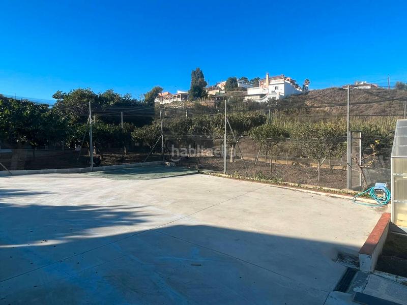 Foto b99e7168-51b2-4fdc-ac12-d2f8b30a215b. Terreno residenziale in Almayate Bajo