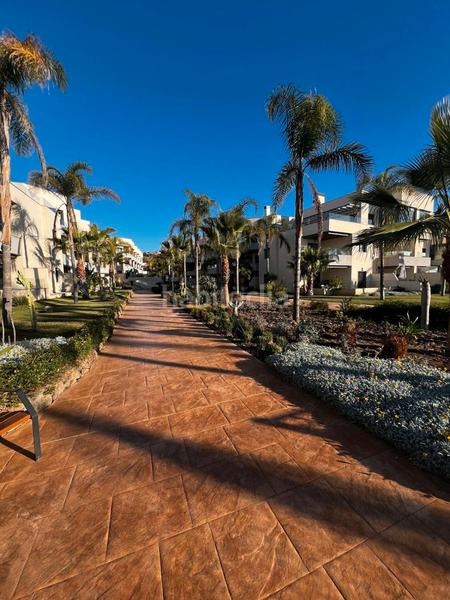 Foto b1c9765f-aac1-4087-9130-52bf2c8f00f4. Piso en Almayate Bajo